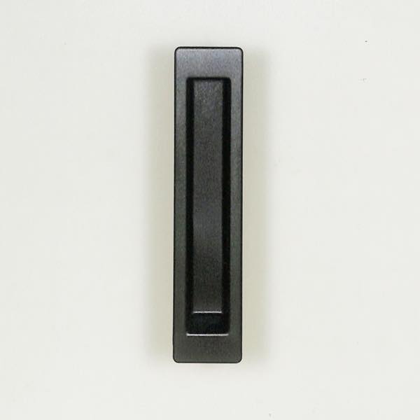 引手　1ヶ　色 : ブラック　刻印 : KH-1102　S8KH1102