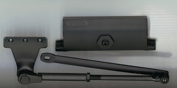 ドアクローザー　色 : ブラック　ニュースター製　S8NDC11