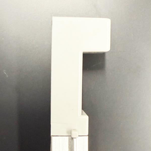 トステム　PRO-SE　引違い網戸用アタッチ材(R)　TO-1Y021-R